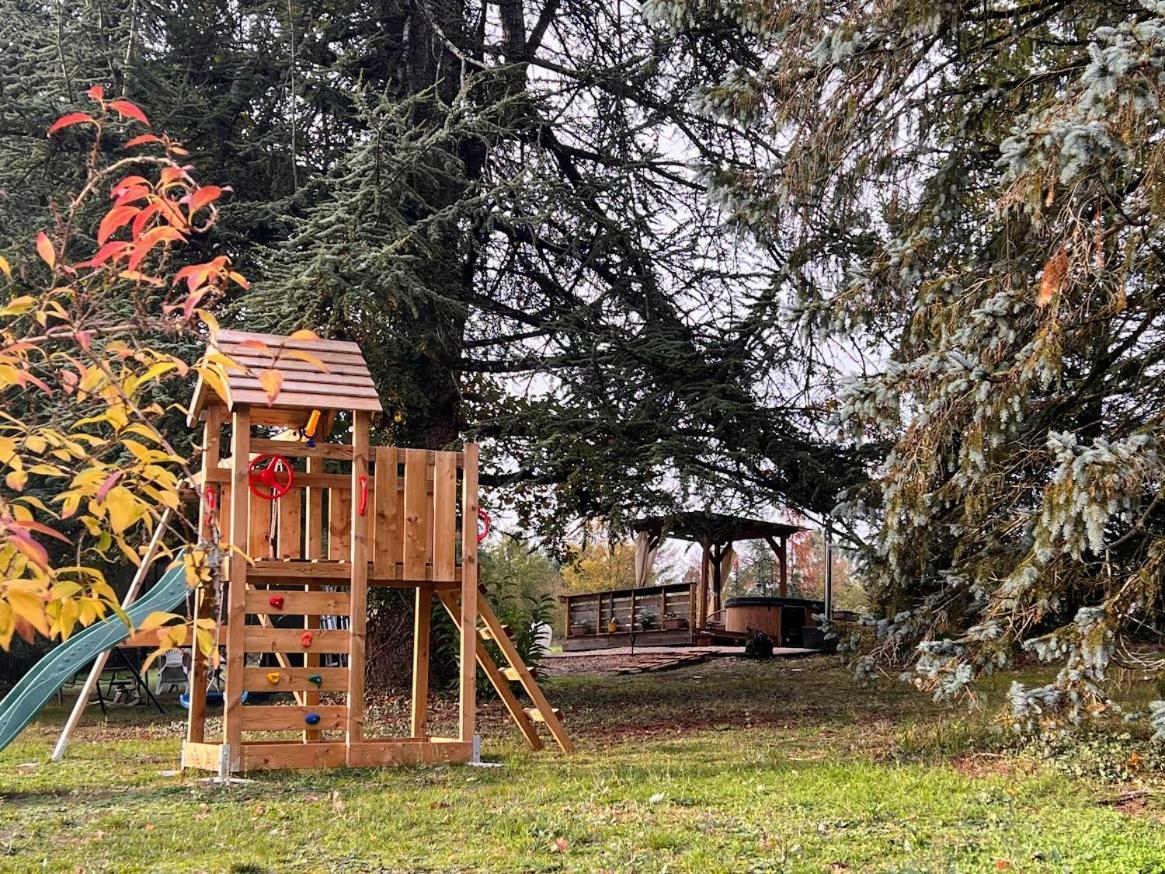 Domaine Le Manoir, Gites De Charme Et De Caractere Avec Piscines Privatisees Et Spa Nordique Fossemagne Bagian luar foto